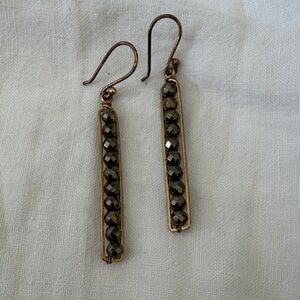 Elegant Black and Gold Dangle Earrings